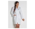 Bata sanitaria mujer blanca manga larga modelo clásico sanidad