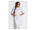 Bata blanca mujer farmacia elegante