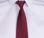 Corbata de camarero con goma de ajuste y nudo