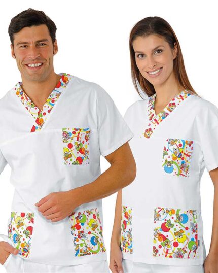 Casaca de pediatría con dibujos de detalles divertidos, originales, dibujos infantiles.