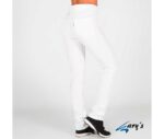 pantalón de trabajo mujer joven
