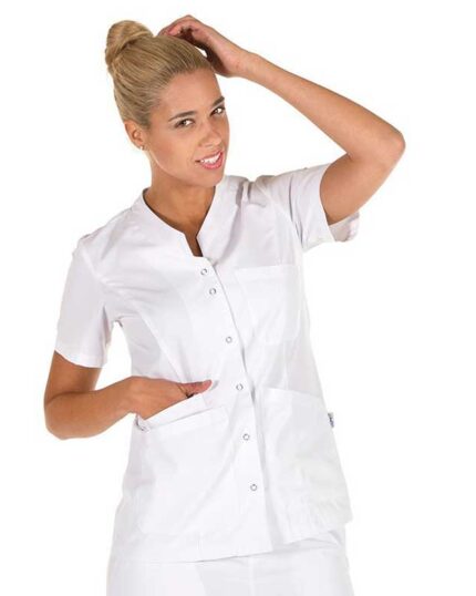 Bata de mujer corta blanca