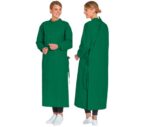 BATA DE HOSPITAL. UNISEX. VERDE AGUA. 50/50 POL/ALG. 180 gr/qm. REUTILIZABLE. MANGA LARGA CON PUÑOS DE PUNTO. AJUSTE CON CINTA. LAVABLE HASTA 95º (AUTOCLAVE). NO CERTIFICADO A PRUEBA DE VIRUS