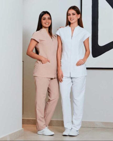Uniforme de microfibra mujer