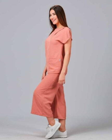 Blusa rosa pastel para trabajo en centro de belleza modelo 600024 - Ropa profesional cómoda y elegante