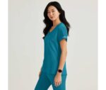 Blusa médica con un bolsillo y cierre por dentro Dignity Skechers™ de Barco