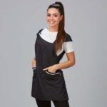 Casulla con solapa Lobelia 200029 – estilo, frescura y funcionalidad para el día a día laboral.