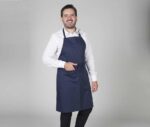 Delantal Garys con peto en tejido sarga