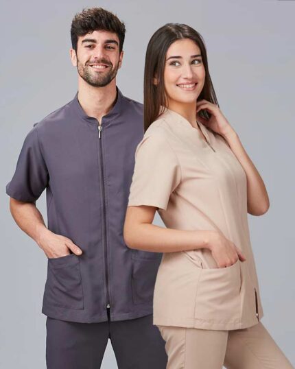 Casaca sanitaria peluquería y estética elegante