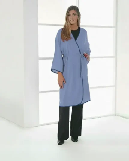 bata de clientas de peluqueria azul